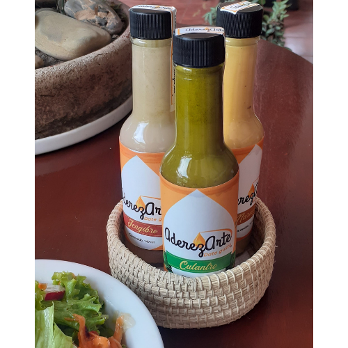 Adjunto Aderezos en cesta de palma de Pita.png